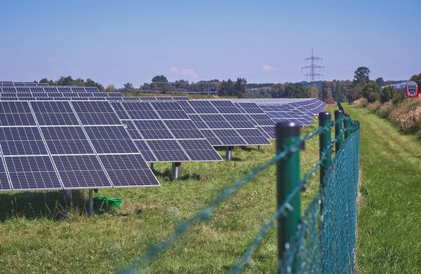 Energías renovables presionan a las redes de transmisión