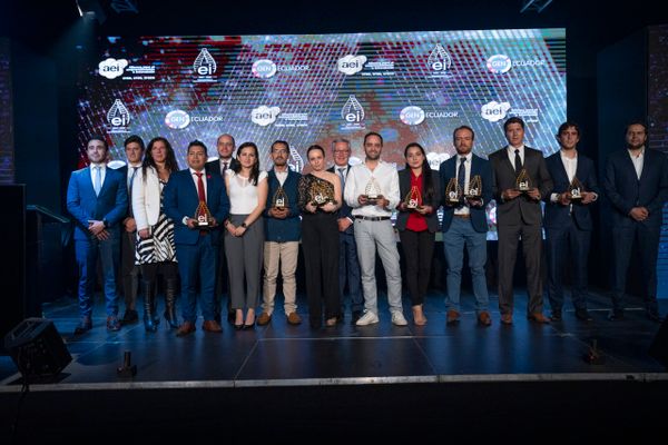 Premiación emprendedores AEI, 2022