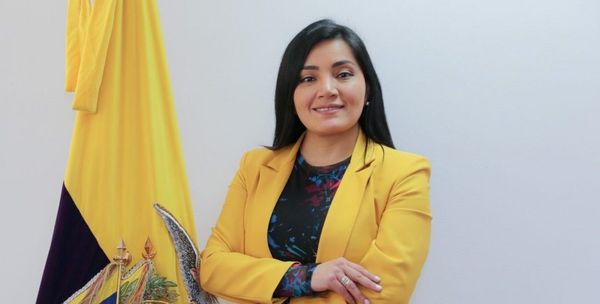 La viceministra de Electricidad y Energía Renovable, Enith Carrión