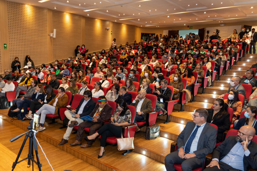 Encuentro ‘Salvar una generación: La urgencia de recuperar los aprendizajes tras la pandemia’.