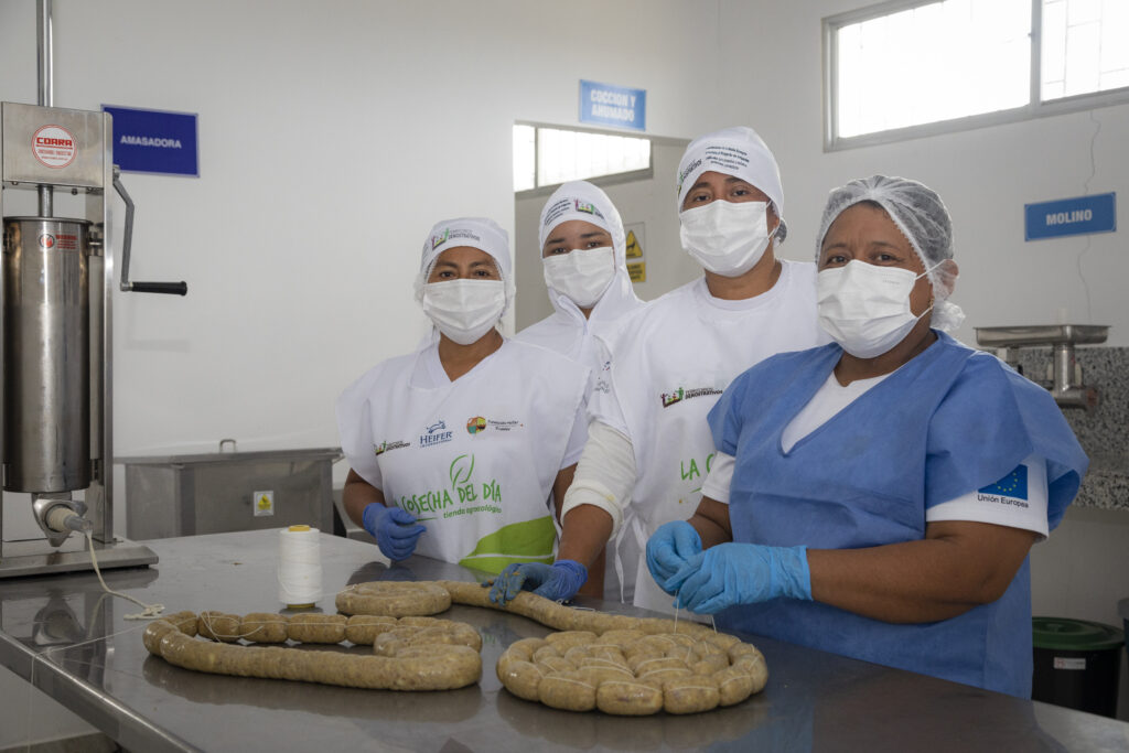 VISITA SURITA HEIFER 4 EMPRENDEDORAS