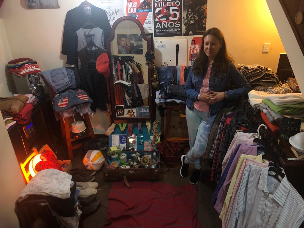 El 80% del armario de Cat Lemos está compuesto de ropa de segunda mano u obtenida por trueque. Foto: Isabel Alarcón