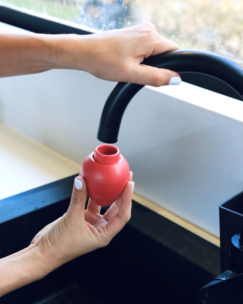 YakuPura es una de las iniciativas ecuatorianas para promover el acceso a agua limpia y segura. Foto: cortesía YakuPura.