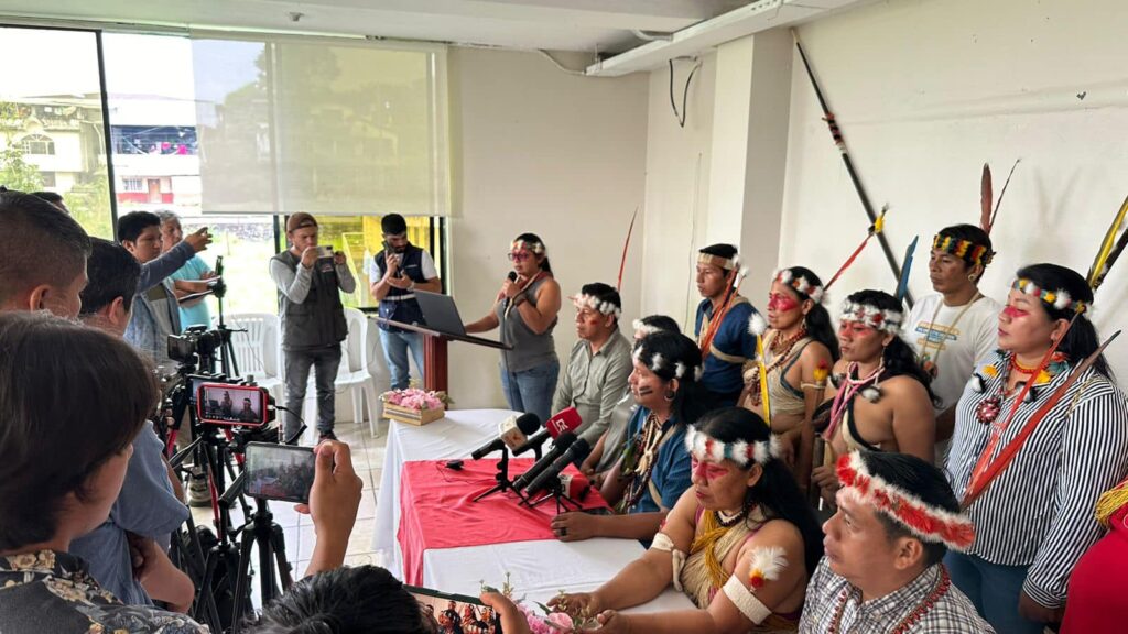 Rueda de prensa Nacionalidad Waorani