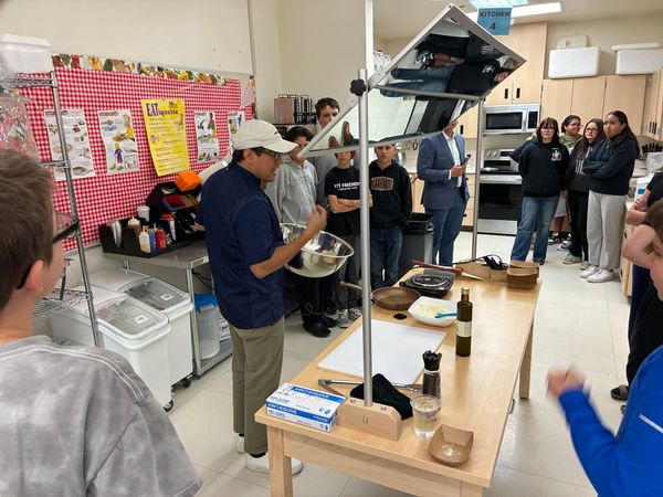 Celebrity Chef visits Lyon County Schools