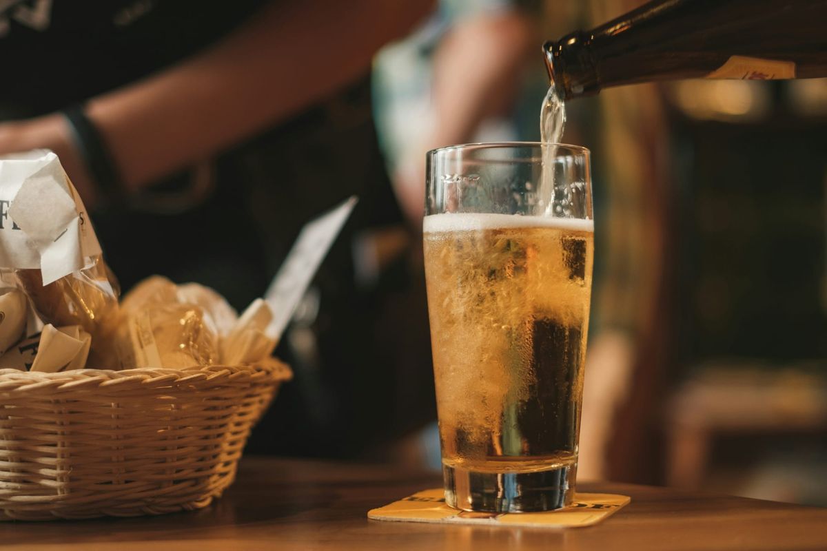 themeasure.net - Eleanor Semeraro - Beer & Hard Seltzer Win for World Cup TV Ad Reach