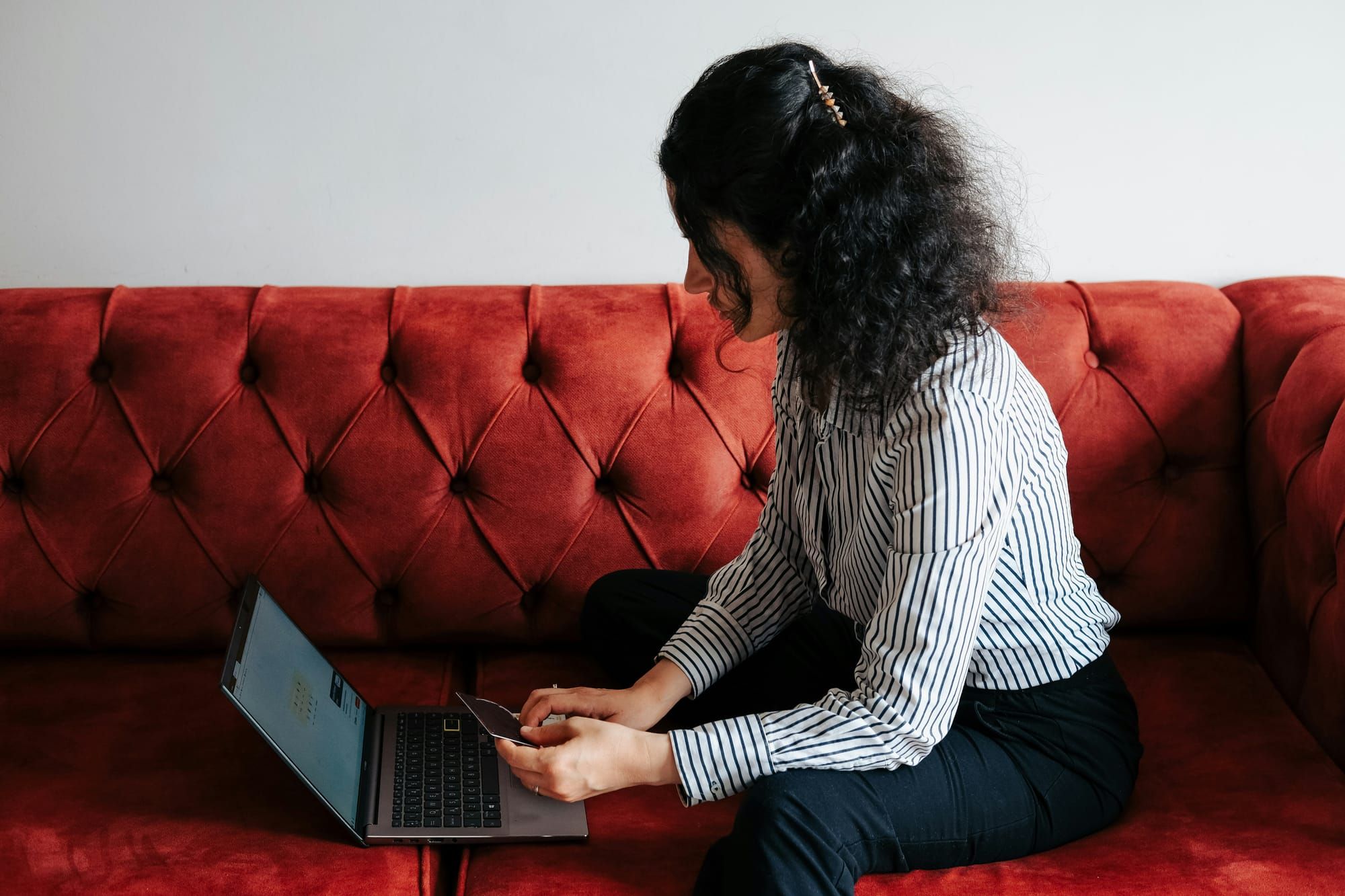 eCommerce Data: What’s Driving Women’s Purchase Decisions?