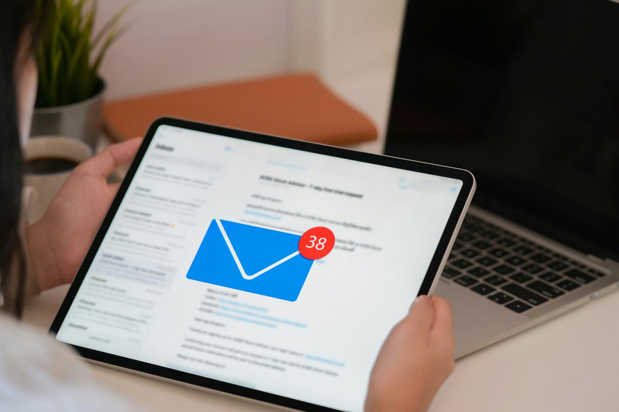 Paved Data: Newsletter Ads Are Booming