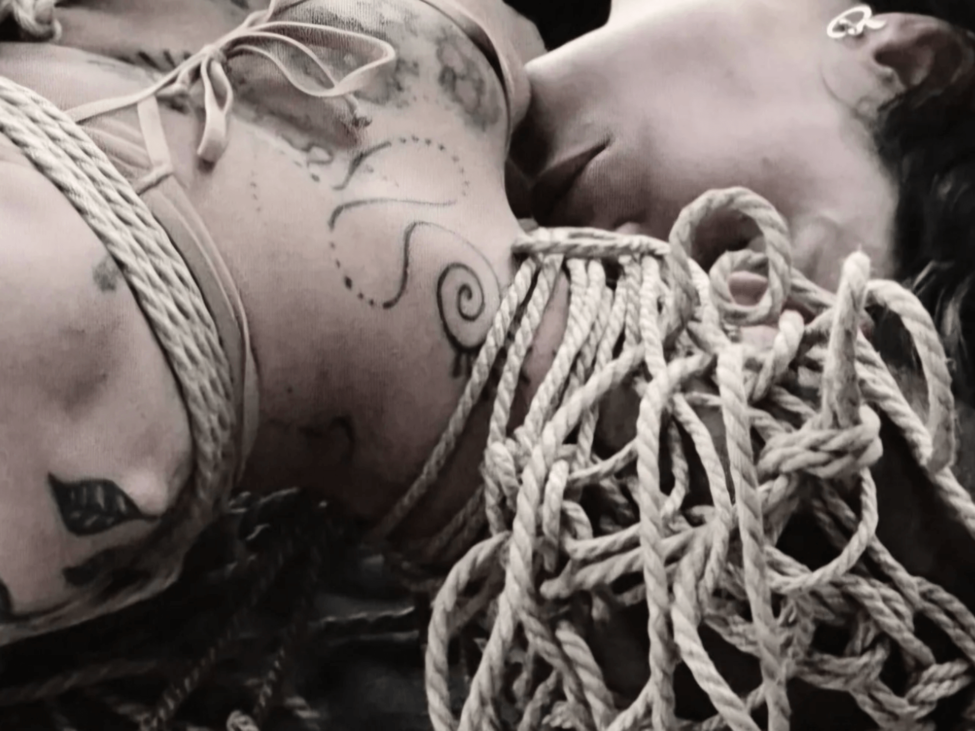 Bondage & Body Handling