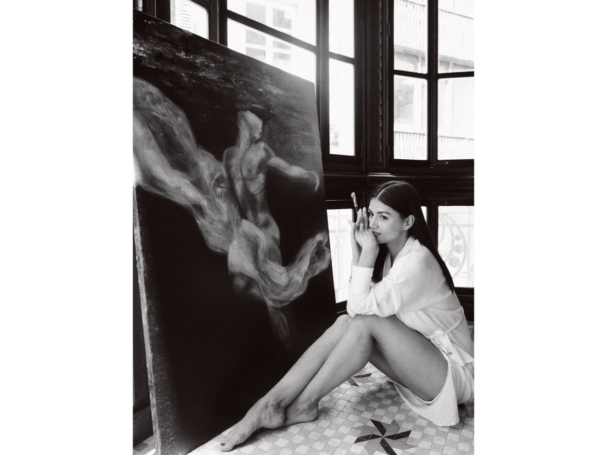 ALINA POLOBOC TALKS DANCER UNDERWATER PAINTING