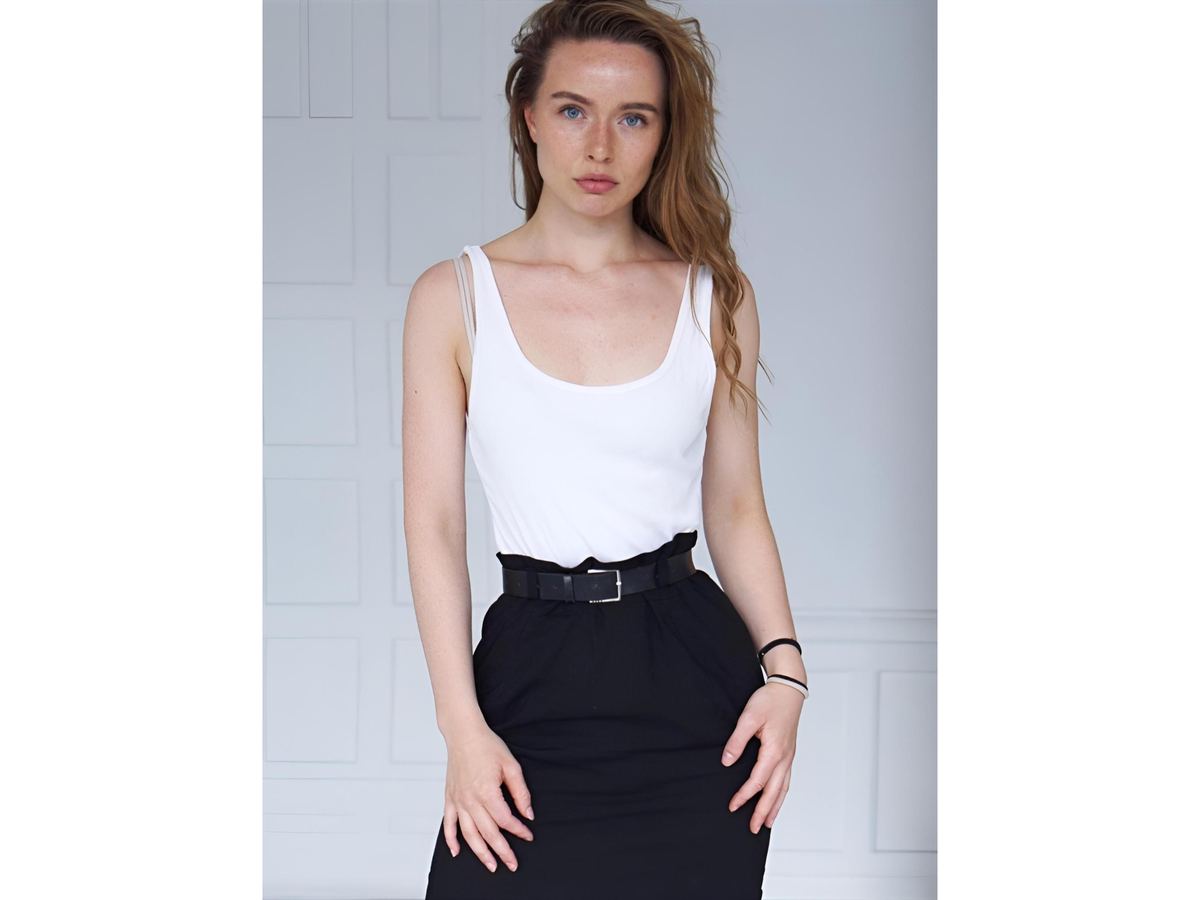 EMMELI RYDEN TALKS MODELING