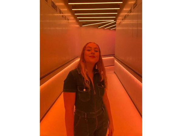 ELLA FRICK TALKS I'VE LOST MY MIND - ACOUSTIC VERSION