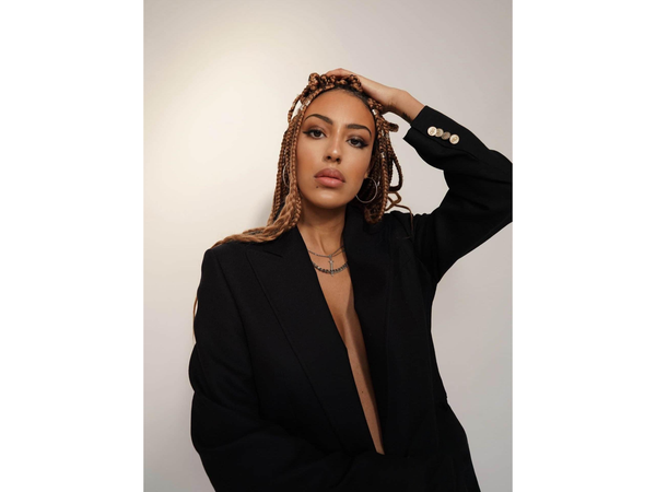 TANA TALKS HOLLYWOOD PROBLEMS