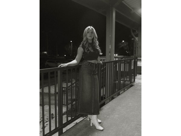 CAMRYN QUINLAN TALKS THE MAGIC IS GONE