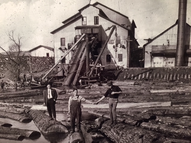    The Yosemite Lumber Company employed 1,000 workers in the early part of the 1900s.  Photo from: Merced Lumber Company, Merced Falls exhibit at the Merced County Courthouse Museum.  