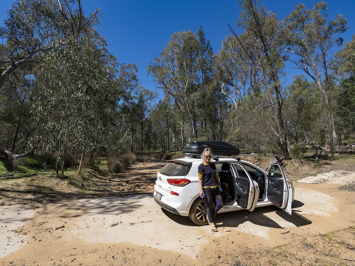 Roadside stop, deep in the Pilliga