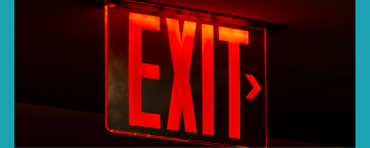 出口は指標とディメンションが自動生成される