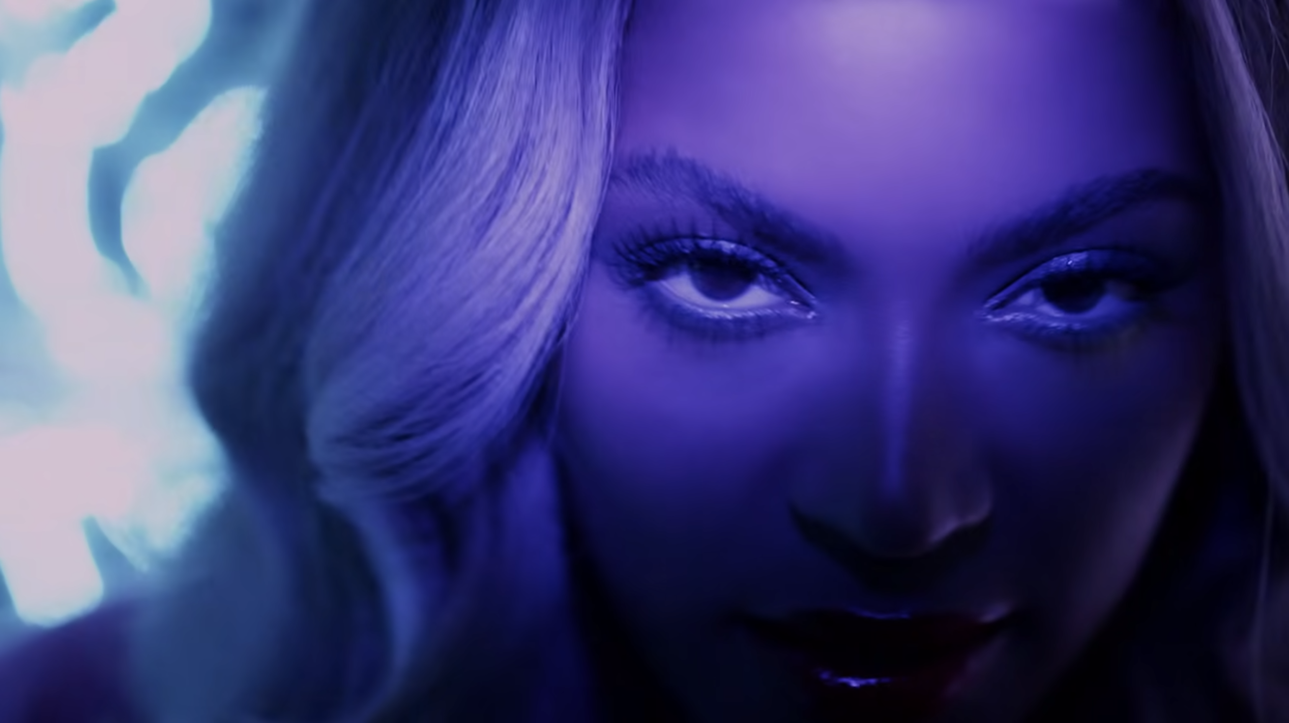 Sydney Urbanek x Mononym Mythology