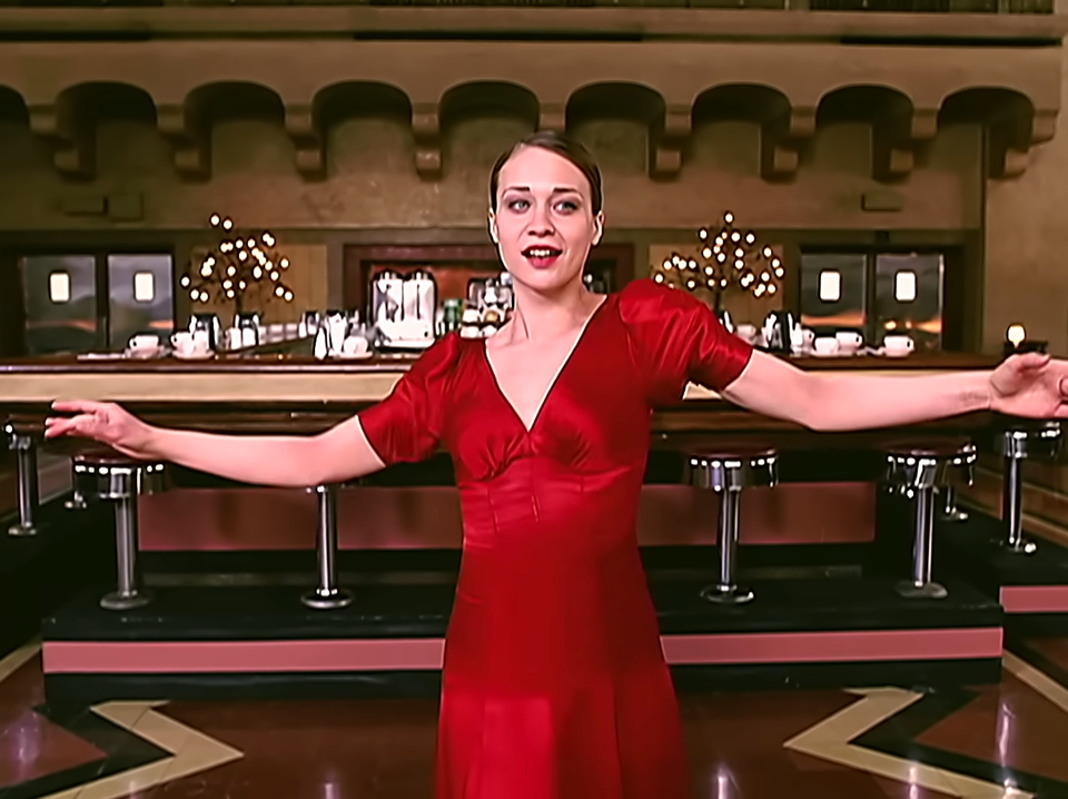 Following Bodies Through Space