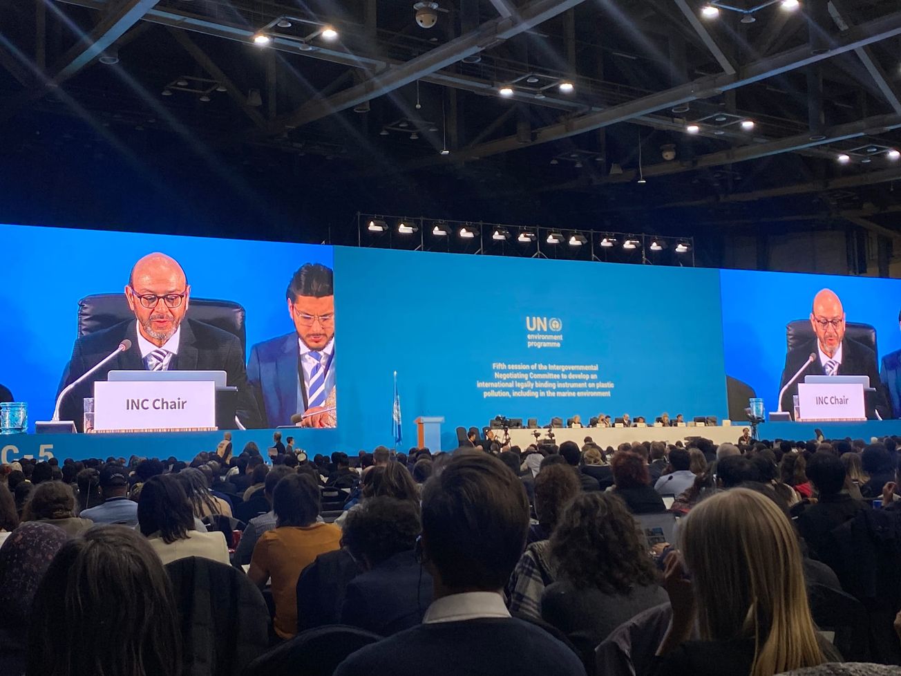 From negotiations to implementation: flying blind without data on plastics is not an option