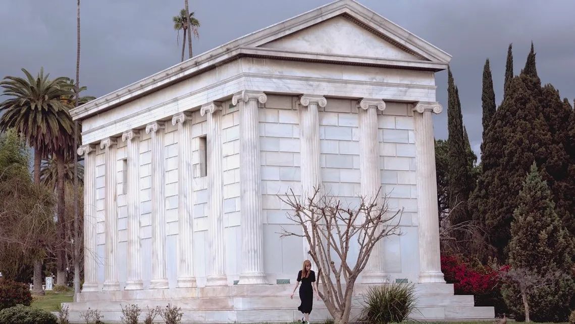 Baker's Dozen: Camp Cope, Fog Lake, and Indie-Electro Conspiracy Theories