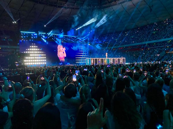 Draft Four: 9 storytelling moves I learned from Taylor Swift