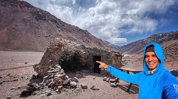 Campamento Casa de Piedra: El Umbral a la Cara Este del Aconcagua