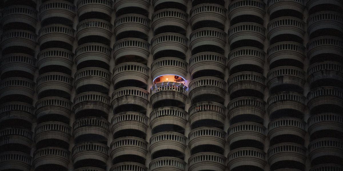 When 60 Million Bedroom Producers Meet AI: How to Create Scarcity in an Over-Supplied Music Market