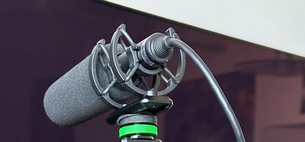 Quality sound with a wide pickup pattern: Mackie mobile shotgun microphone