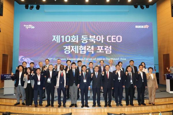 ■イベントレポート■「第10回 北東アジアCEO経済協力フォーラム」において、弊社代表佐藤が登壇