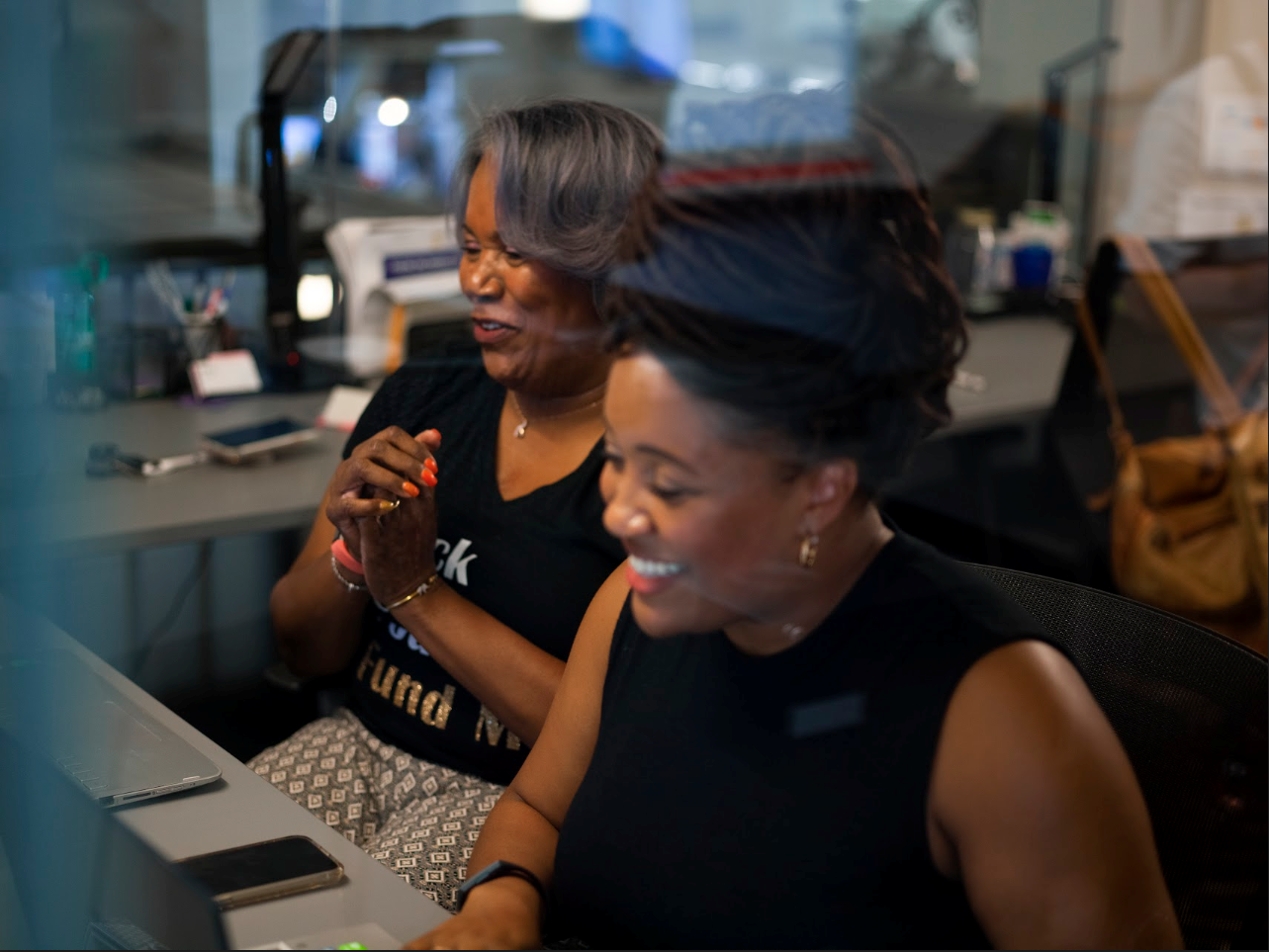 Founders Ashlee Ammons & Kerry Schrader of Mixtroz 2