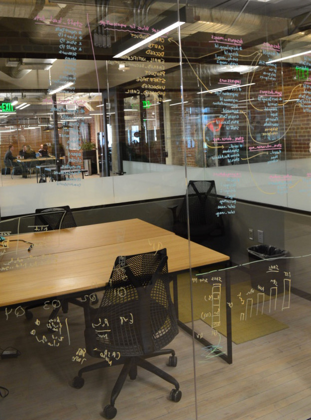 industrious_0065_1024