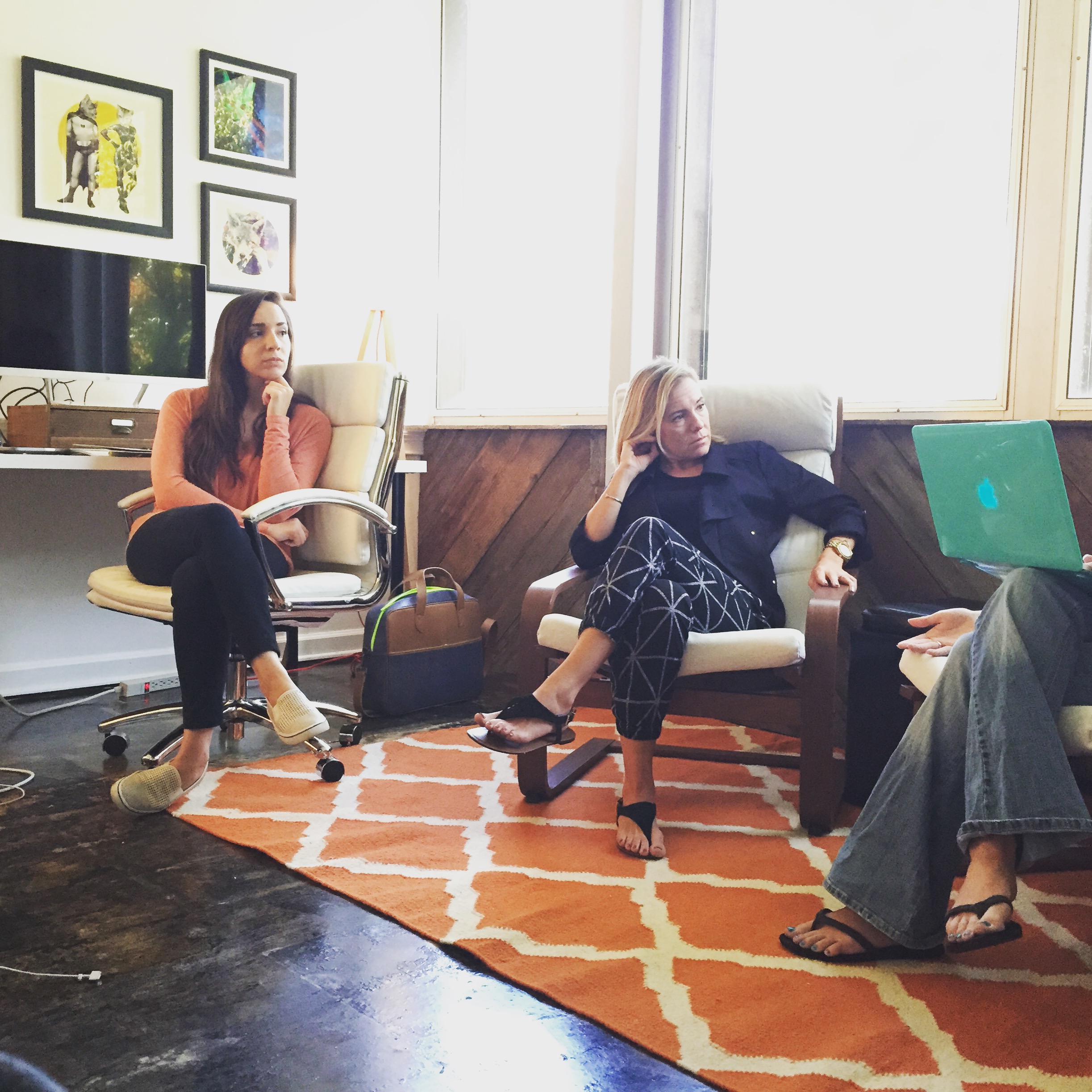 ninelabs-office-meeting