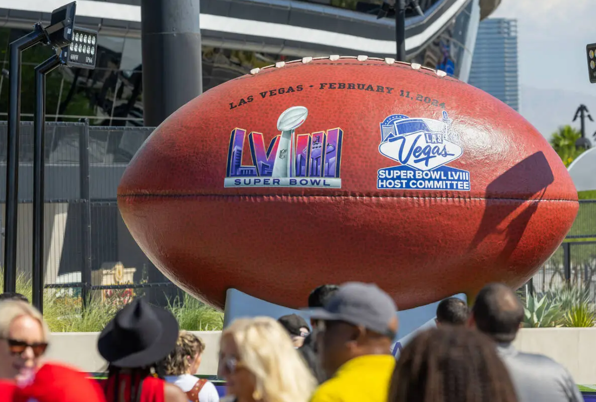 Huddle Up: We're Sharing Our Top 5 Pre-Game and Post-Game Day Events in February