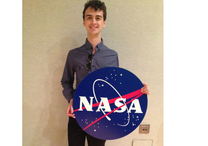 Dawgs 'n Space | UGA Junior Lands at NASA