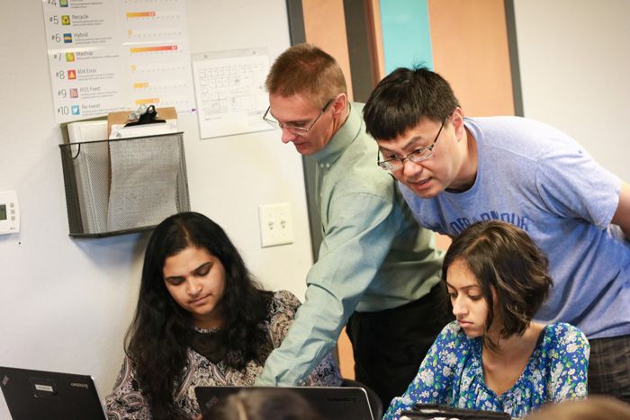 Microsoft's TEALS Brings Computer Science to Southeast Classrooms