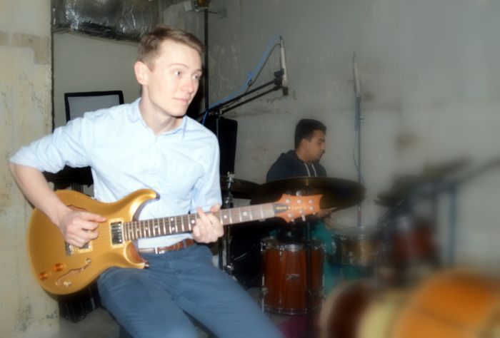 Soon-To-Be Grad Builds Instruments & Algorithms