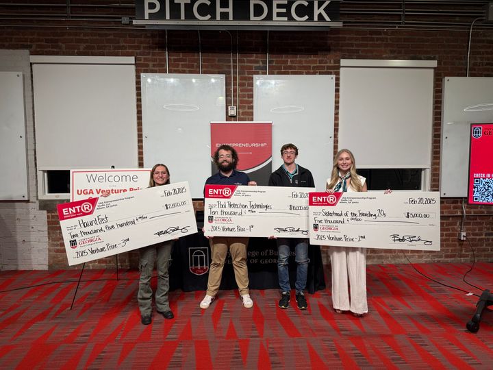 Pool-focused tech company takes home top prize at UGA's pitch competition