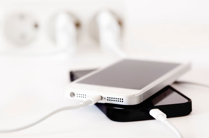No more dead phones! Charge your iPhone in 30 minutes