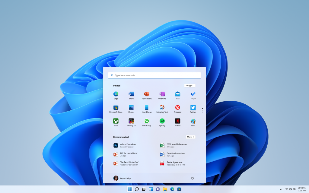 Por padrão, a barra do menu iniciar passa a ser centralizada, mas há possibilidade de alinhá-la à esquerda, como sempre foi o padrão do sistema. Foto: Microsoft.