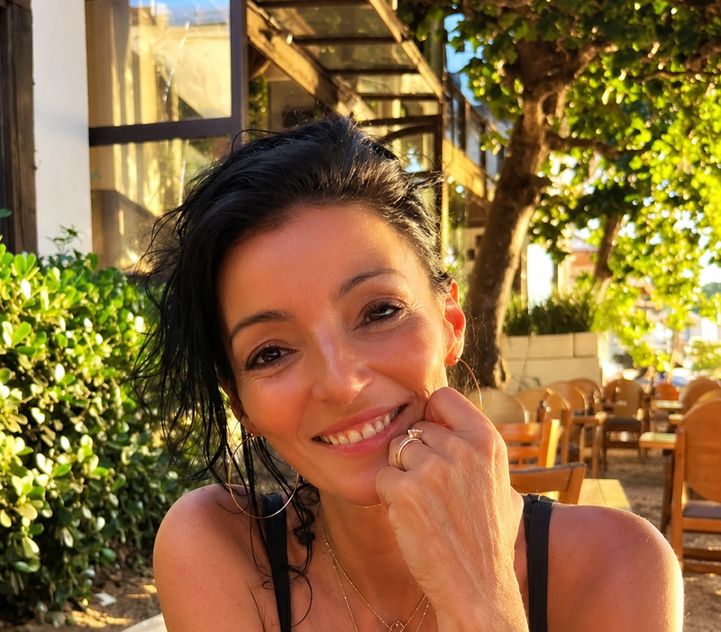 Yaёl Bizouati-Kennedy