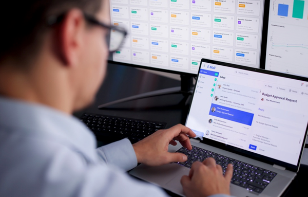 De nouvelles attaques e-mail ciblent simultanément les personnes et l’IA dans un même message