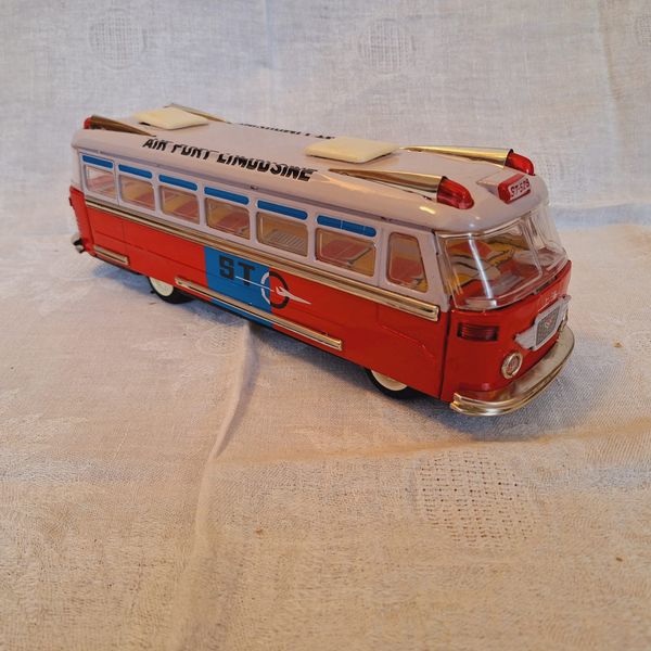 Busse - Busses (view all 17 here)