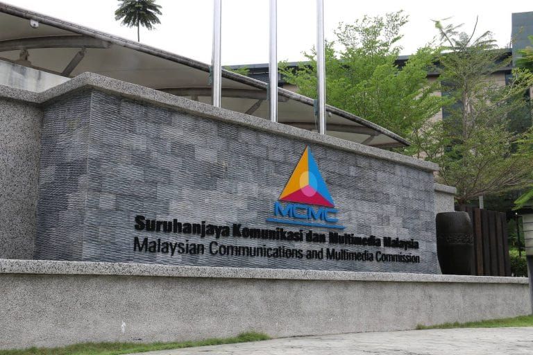 MCMC Dan Data Pengguna - 'Ini Ancaman Keselamatan dan Privasi'?