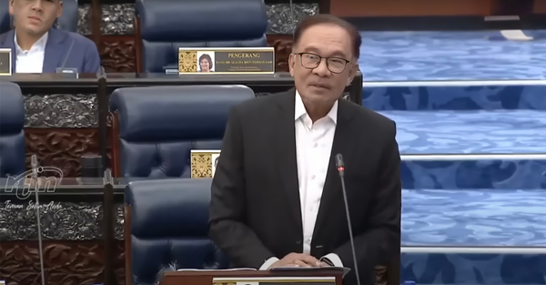 "Dulu Masa Anda dalam Kerajaan Tak Buat": Analisis Mendalam Tentang Retorik Anwar dalam Parlimen dan Implikasinya