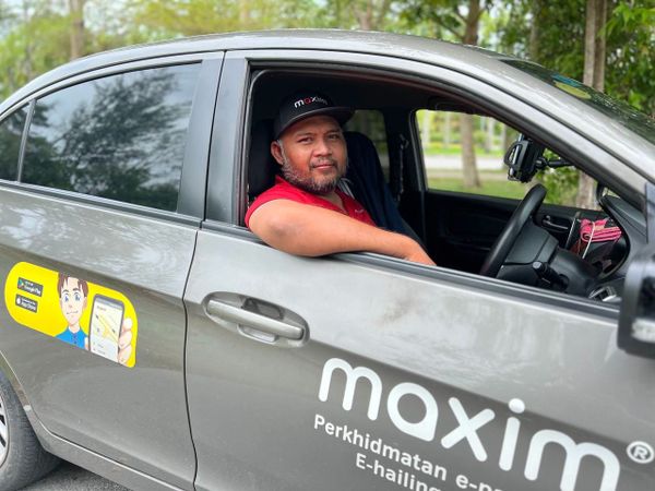 “We Can’t Feed Our Families Without Maxim”: How E-Hailing Gives Malaysians a Lifeline