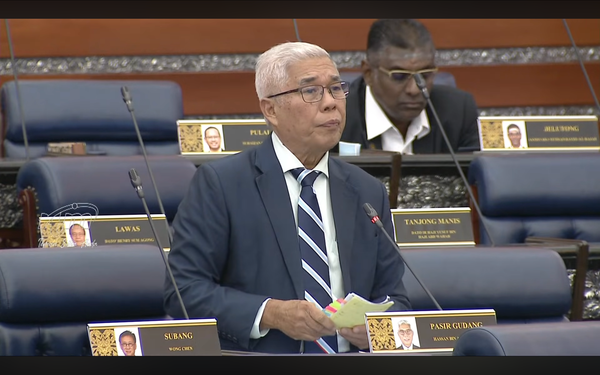 Kedaulatan Terhakis? Ahli Parlimen Pasir Gudang Pertikai Perjanjian LNG Malaysia-AS