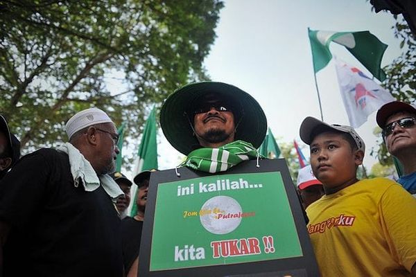 Bolehkah PAS, Bersatu dan UMNO Bersatu Semula Hanya Untuk 'Mematikan' DAP?