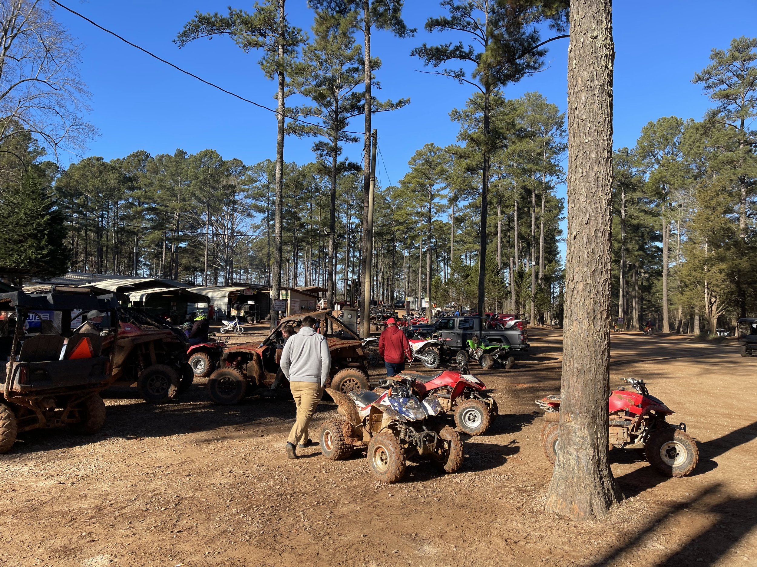  Very busy main entrance 