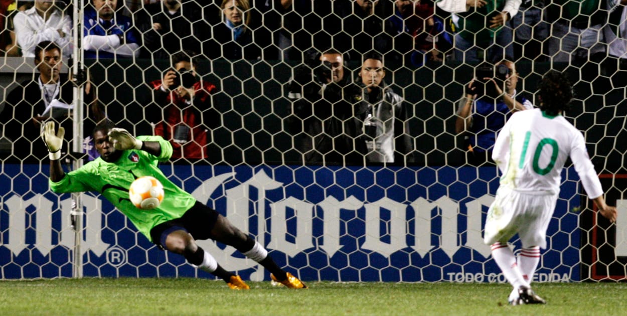 Placide eliminó a México en 2008 y hoy es mundialista